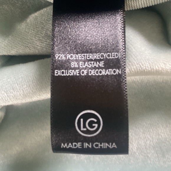 DISNEY FROZEN “ELSA” PORTRAIT ZIP-UP HOODIE BOXLUNCH EXCLUSIVE SIZE LARGE🌟NWT🌟 - Picture 13 of 16